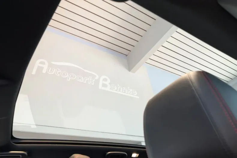 Land Rover Discovery Sport din 2022 cu 44.259 km - oferta LAN181009 - foto 8