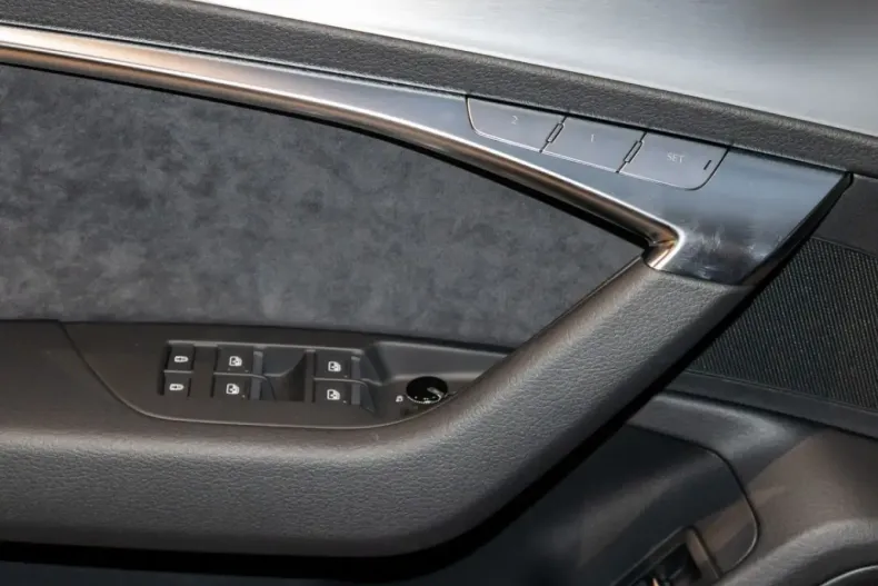 Audi A6 din 2025 cu 21.999 km - oferta AUD181012 - foto 15