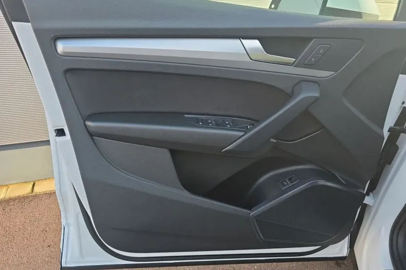 Audi Q5 din 2022 cu 62.138 km - oferta AUD181015 - foto 16