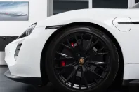 Porsche Taycan din 2023 cu 31.300 km - oferta POR181019 - foto 15