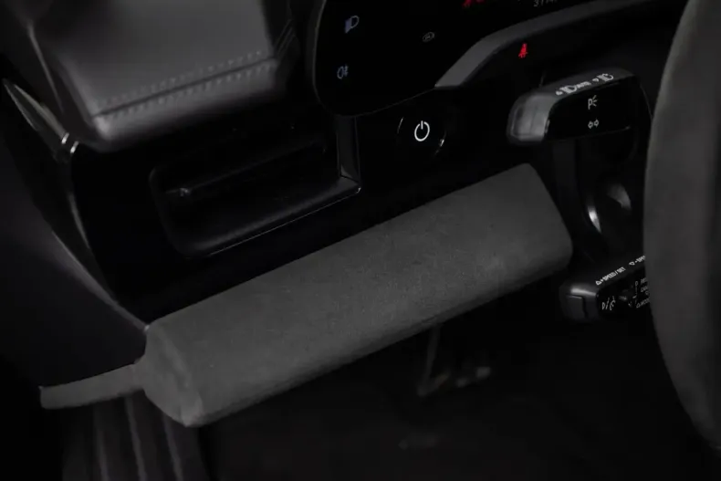 Porsche Taycan din 2023 cu 31.300 km - oferta POR181019 - foto 35