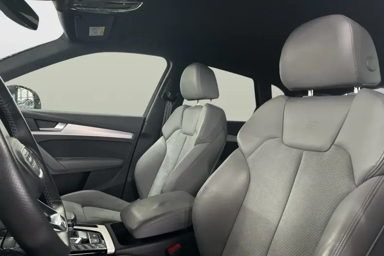 Audi Q5 din 2022 cu 45.661 km - oferta AUD181021 - foto 6