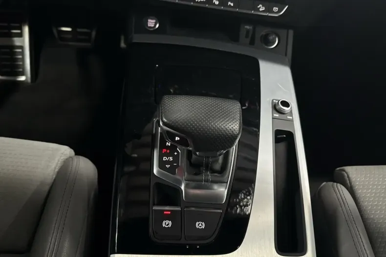 Audi Q5 din 2022 cu 45.661 km - oferta AUD181021 - foto 11