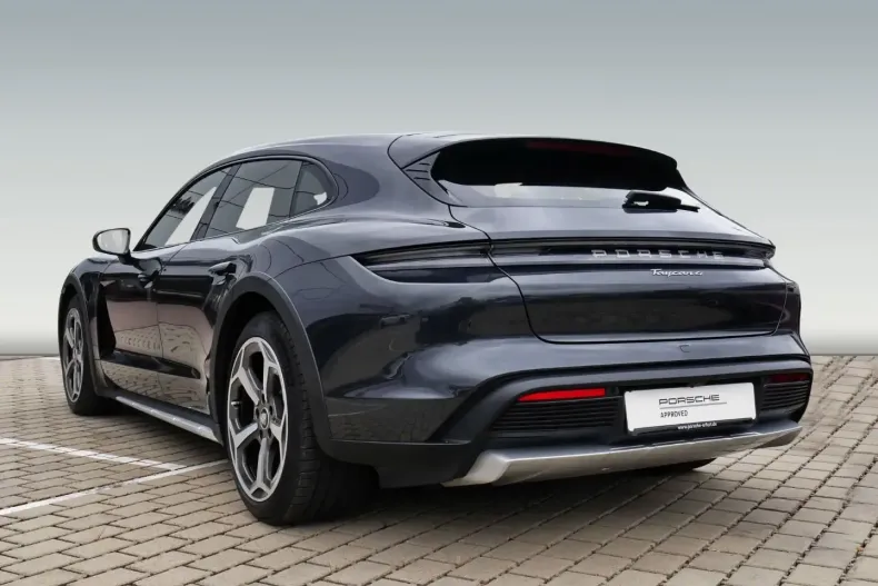 Porsche Taycan din 2023 cu 29.899 km - oferta POR181024 - foto 3