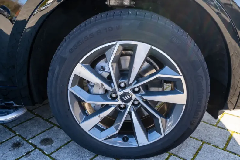 Audi Q5 din 2022 cu 85.990 km - oferta AUD181025 - foto 9