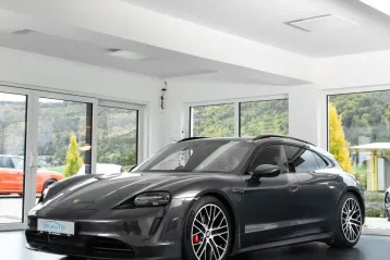 Porsche Taycan din 2023 - oferta POR181027