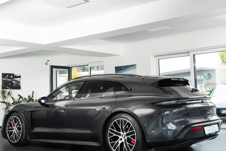 Porsche Taycan din 2023 cu 35.000 km - oferta POR181027 - foto 2