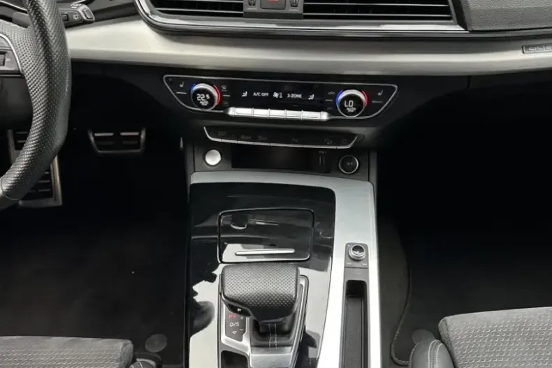 Audi Q5 din 2022 cu 64.750 km - oferta AUD181030 - foto 13