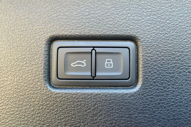 Audi Q5 din 2022 cu 45.644 km - oferta AUD181035 - foto 13