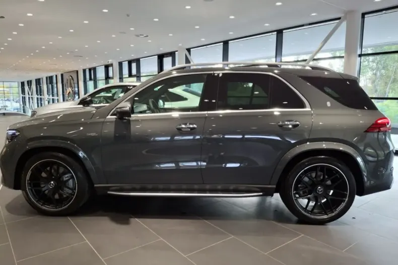 Mercedes-Benz GLE 53 AMG (Clasa GLE) din 2025 cu 50 km - oferta MER181039 - foto 3