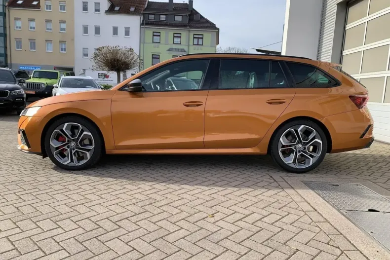 Skoda Octavia din 2024 cu 5.387 km - oferta SKO181044 - foto 9