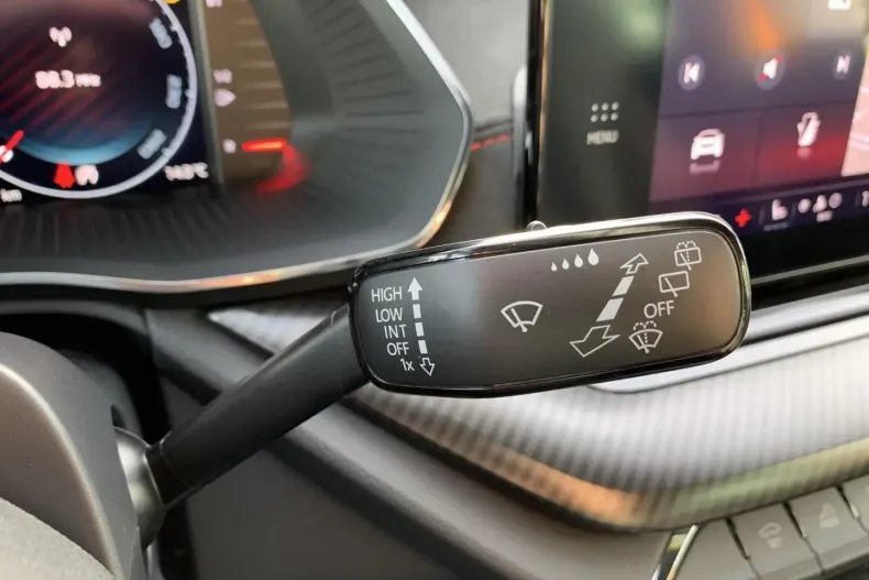 Skoda Octavia din 2024 cu 5.387 km - oferta SKO181044 - foto 20