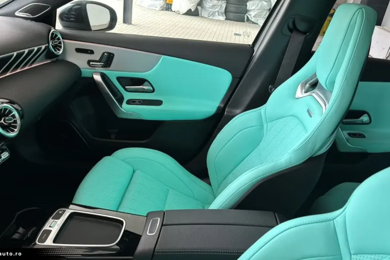 Mercedes-Benz A 45 AMG (Clasa A) din 2024 cu 18.900 km - oferta MER181058 - foto 8