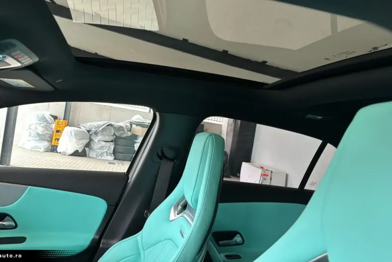 Mercedes-Benz A 45 AMG (Clasa A) din 2024 cu 18.900 km - oferta MER181058 - foto 9