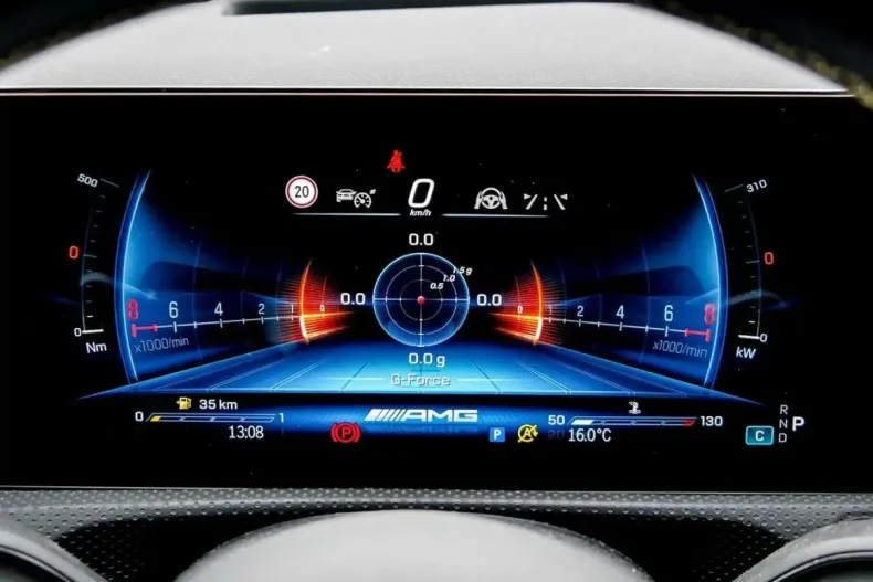 Mercedes-Benz A 45 AMG (Clasa A) din 2024 cu 18.424 km - oferta MER181061 - foto 14