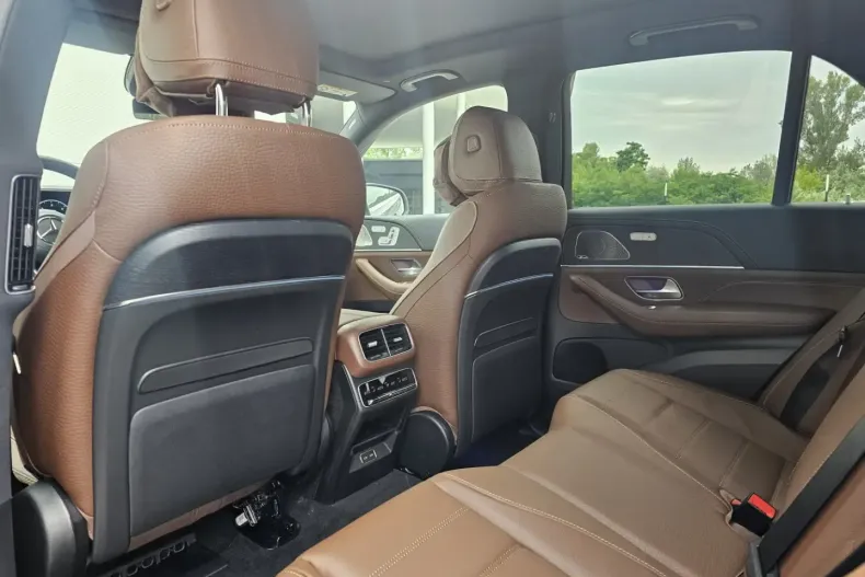 Mercedes-Benz GLE 450 (Clasa GLE) din 2025 cu 3.700 km - oferta MER181068 - foto 7