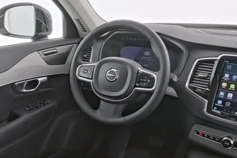 Volvo XC90 din 2023 cu 45.000 km - oferta VOL181078 - foto 12