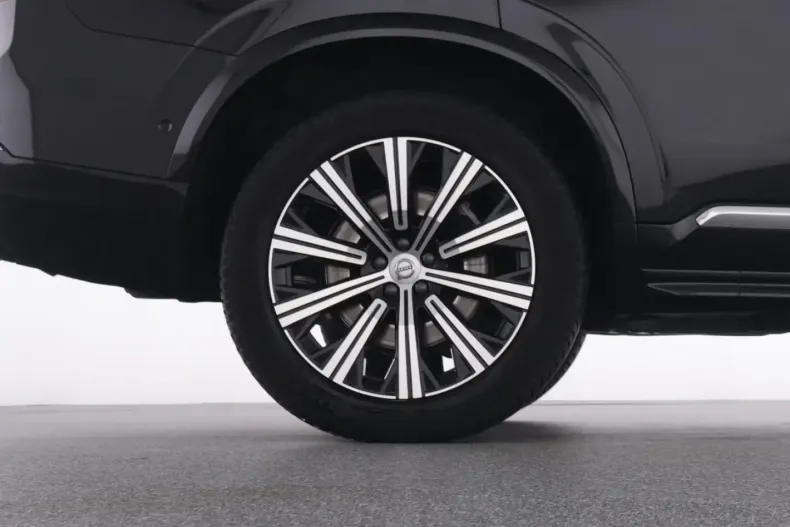 Volvo XC90 din 2023 cu 45.000 km - oferta VOL181078 - foto 22