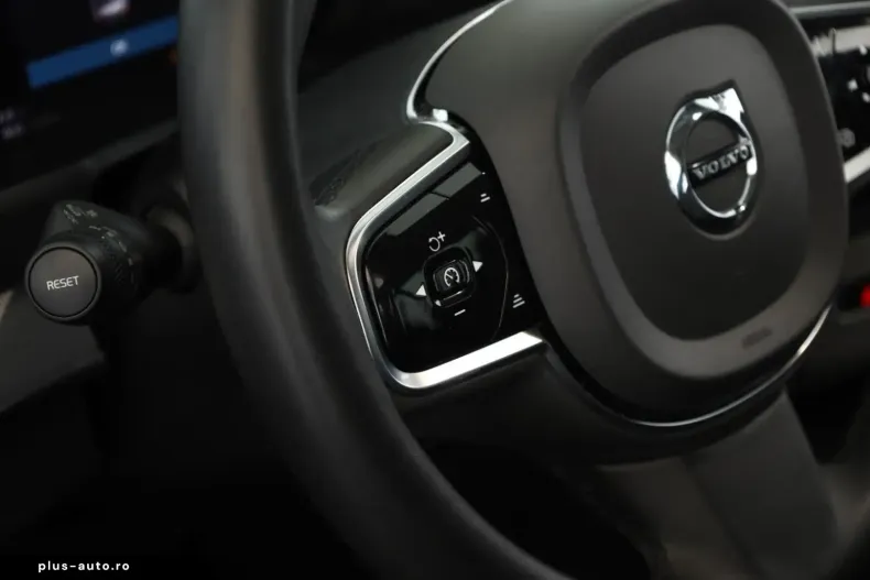 Volvo XC90 din 2023 cu 50.500 km - oferta VOL181080 - foto 13