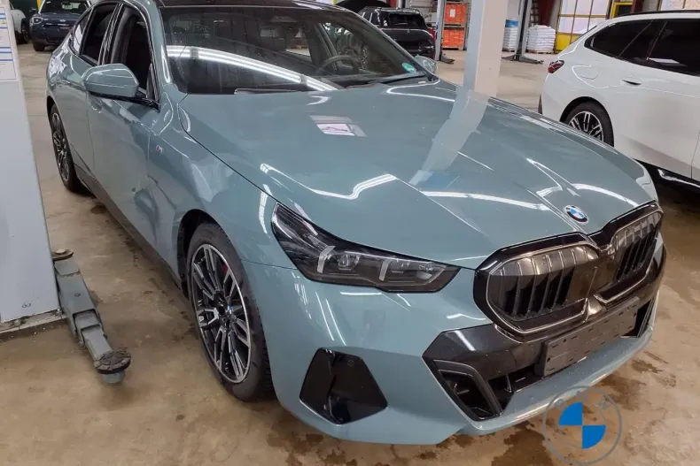 BMW 520 (Seria 5) din 2025 cu 11.016 km - oferta BMW181084 - foto 4