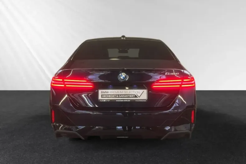 BMW 530 din 2025 cu 14.050 km - oferta BMW181086 - foto 5