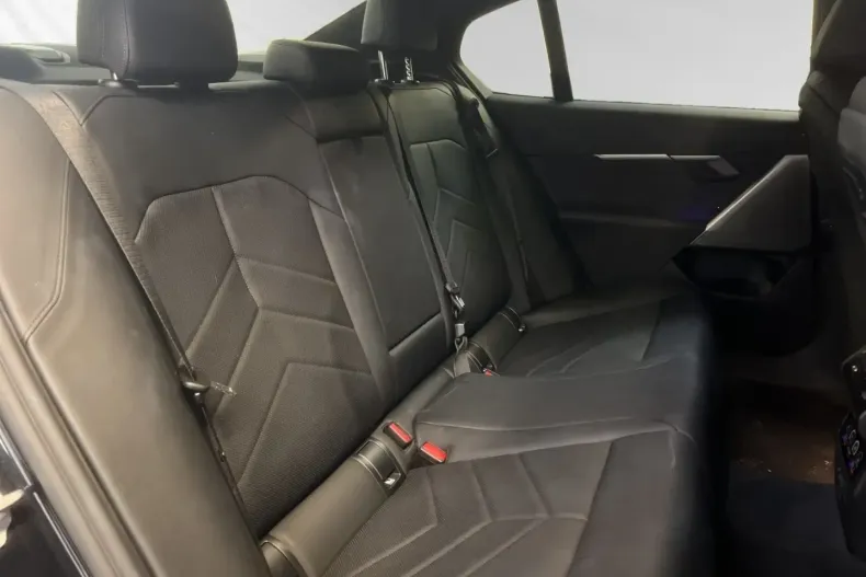 BMW 530 din 2025 cu 14.050 km - oferta BMW181086 - foto 10