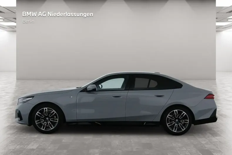 BMW 520 (Seria 5) din 2024 cu 7.619 km - oferta BMW181087 - foto 3