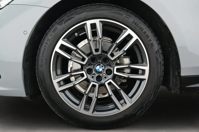 BMW 520 (Seria 5) din 2024 cu 7.619 km - oferta BMW181087 - foto 6