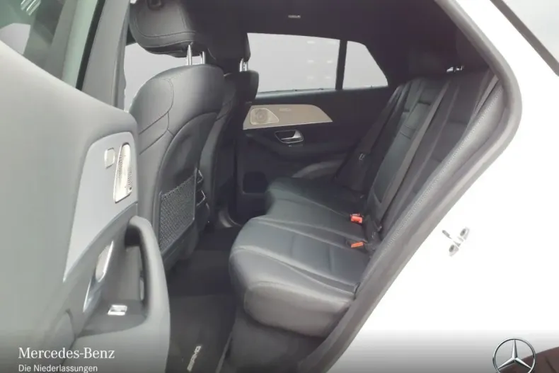 Mercedes-Benz GLE 400 (Clasa GLE) din 2022 cu 98.402 km - oferta MER181091 - foto 12