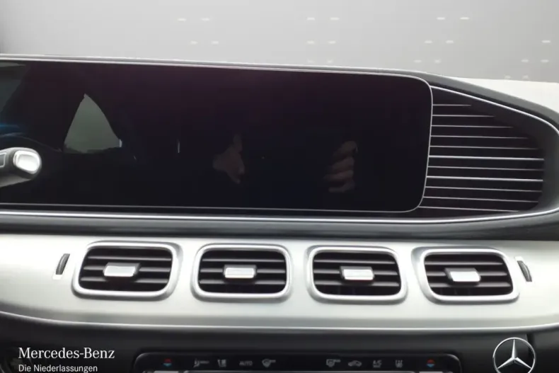 Mercedes-Benz GLE 400 (Clasa GLE) din 2022 cu 98.402 km - oferta MER181091 - foto 16