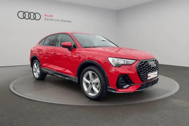 Audi Q3 din 2024 cu 20.000 km - oferta AUD181096 - foto 1