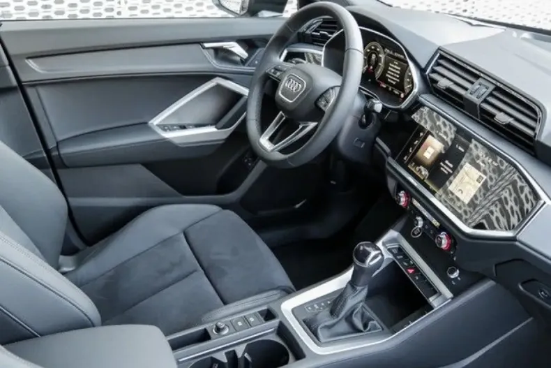 Audi Q3 din 2023 cu 69.730 km - oferta AUD181099 - foto 3