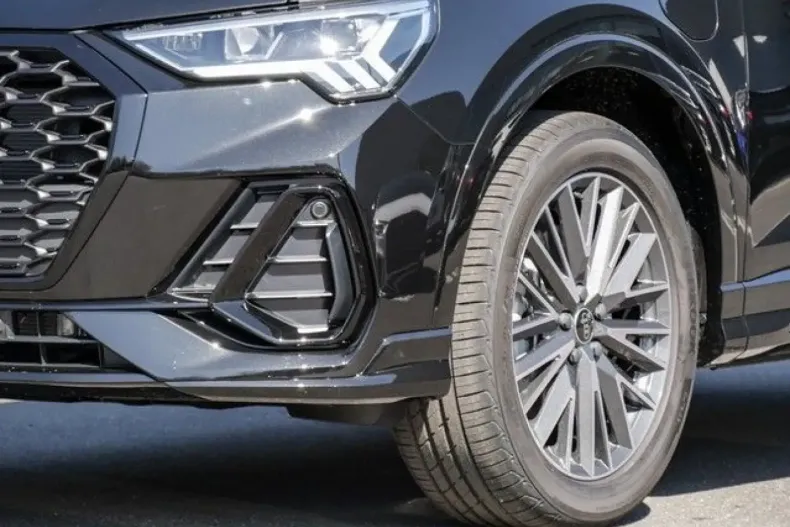 Audi Q3 din 2023 cu 69.730 km - oferta AUD181099 - foto 6