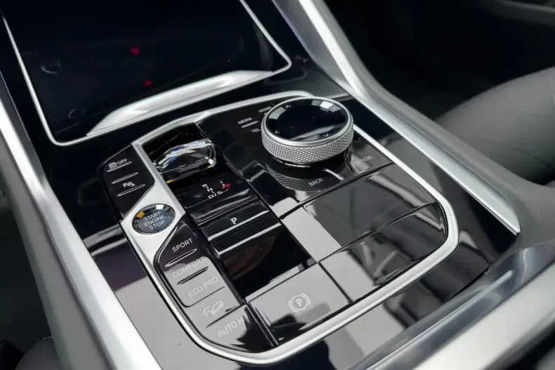 BMW X6 (Seria X) din 2025 cu 12.443 km - oferta BMW181114 - foto 9