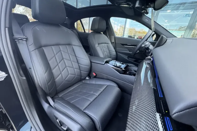 BMW 520 (Seria 5) din 2024 cu 22.700 km - oferta BMW181117 - foto 15