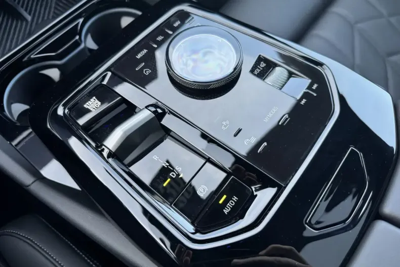 BMW 520 (Seria 5) din 2024 cu 22.700 km - oferta BMW181117 - foto 29