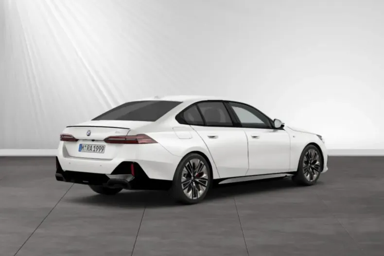 BMW 520 (Seria 5) din 2025 cu 25.700 km - oferta BMW181118 - foto 2