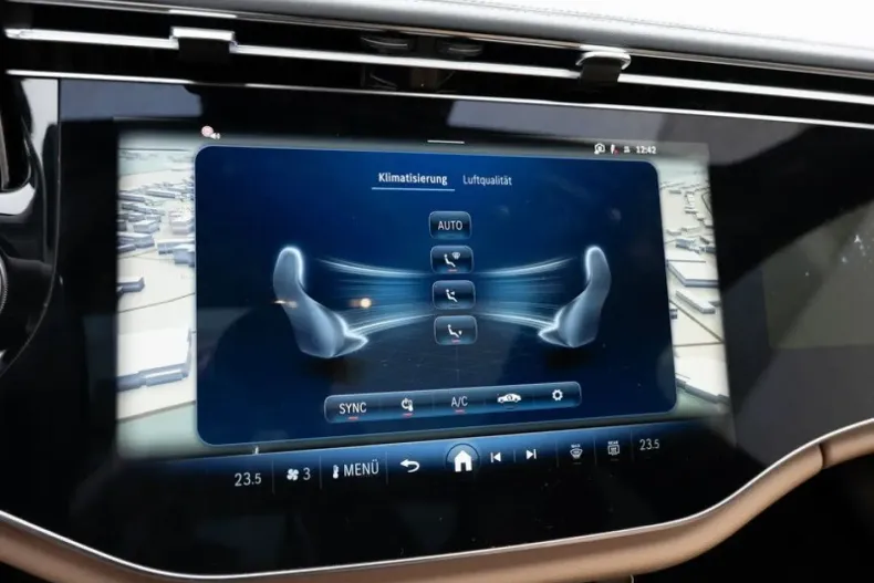 Mercedes-Benz E 200 din 2025 cu 22.888 km - oferta MER181124 - foto 11