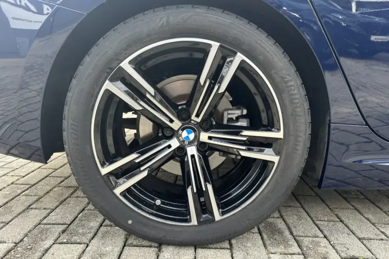 BMW 318 (Seria 3) din 2024 cu 6.594 km - oferta BMW181127 - foto 18