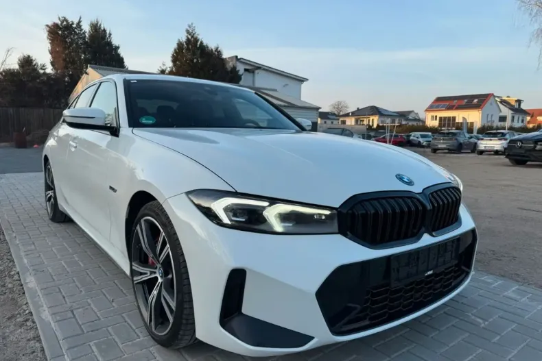 BMW 320 din 2022 cu 89.209 km - oferta BMW181134 - foto 1