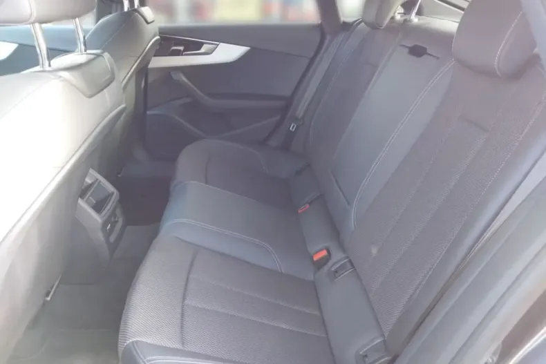 Audi A5 din 2022 cu 69.555 km - oferta AUD181140 - foto 11