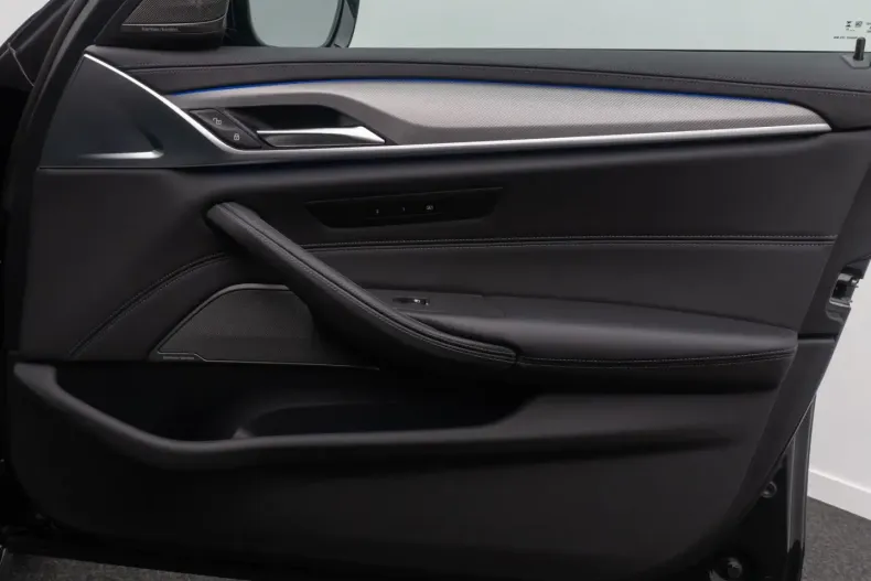 BMW M5 din 2023 cu 38.655 km - oferta BMW181145 - foto 30