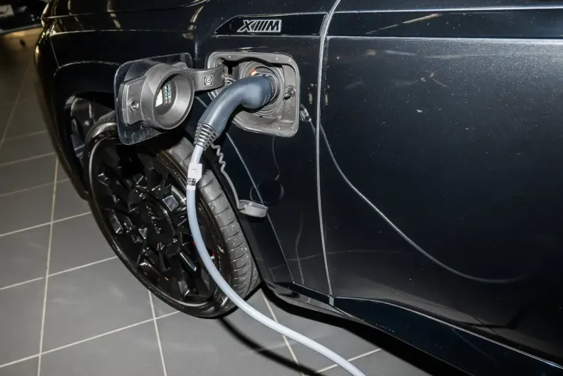 BMW XM din 2025 cu 22.789 km - oferta BMW181146 - foto 21