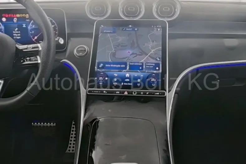 Mercedes-Benz GLC 200 din 2024 cu 13.500 km - oferta MER181161 - foto 4