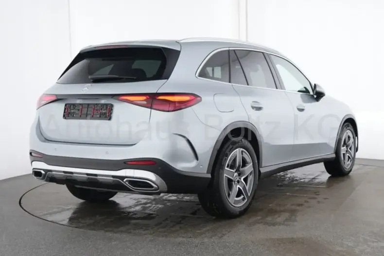 Mercedes-Benz GLC 200 din 2024 cu 13.500 km - oferta MER181161 - foto 8