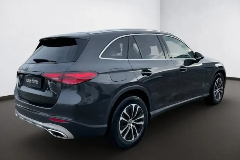 Mercedes-Benz GLC 220 din 2025 cu 19.006 km - oferta MER181164 - foto 3