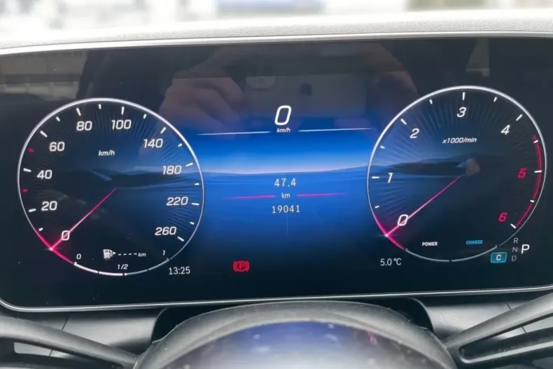 Mercedes-Benz GLC 220 din 2025 cu 19.006 km - oferta MER181164 - foto 13