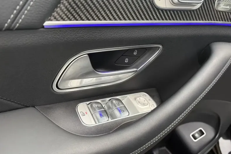 Mercedes-Benz GLE 53 AMG din 2025 cu 5.300 km - oferta MER181167 - foto 17