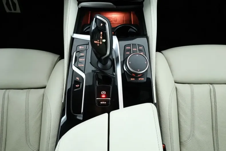 BMW 520 din 2023 cu 87.780 km - oferta BMW181179 - foto 14