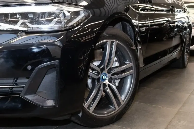 BMW 530 din 2022 cu 79.072 km - oferta BMW181182 - foto 3